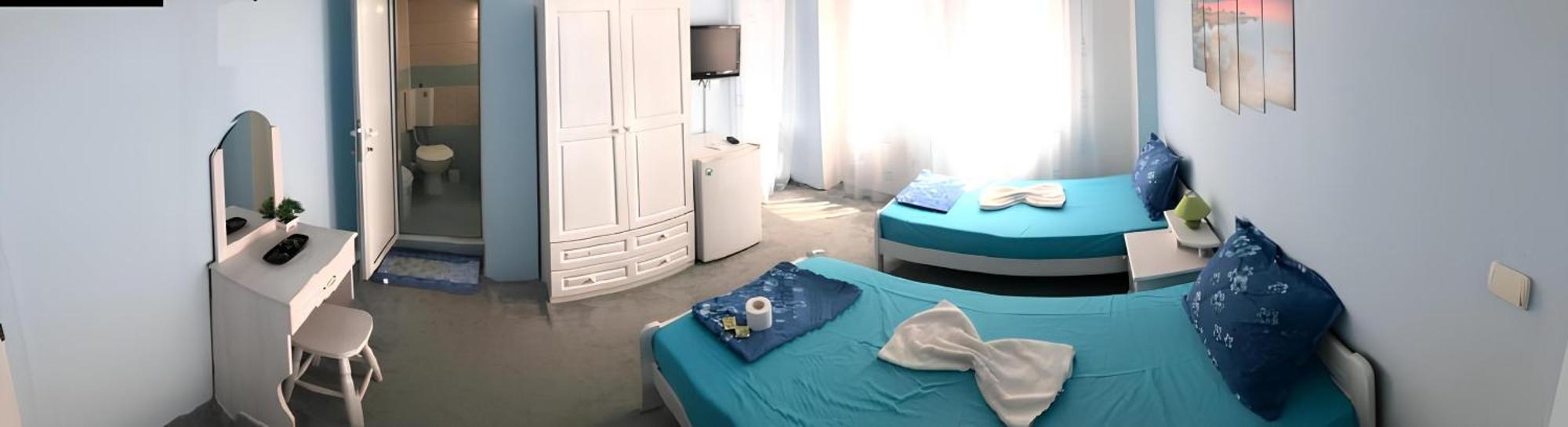 Guesthouse Flora คีตาน ภายนอก รูปภาพ